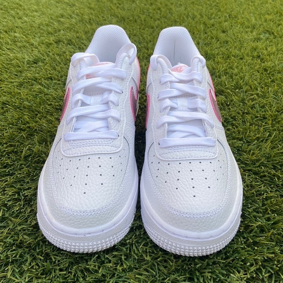 Nike Air Force 1 - Picture 2 of 5